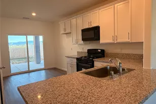 1105 E Orange St, Avenal, CA 93204 - Photo 5