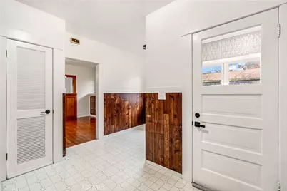 1912 N Vagedes, Fresno, CA 93705 - Photo 13