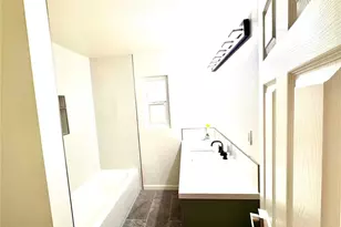 2002 N Woodridge, Hanford, CA 93230 - Photo 9