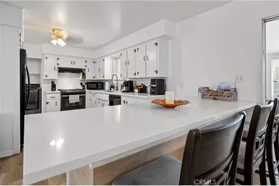 925 S Purdue Avenue, Fresno, CA 93727 - Photo 33