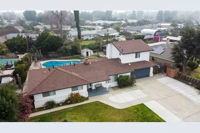 925 S Purdue Avenue, Fresno, CA 93727 - Photo 1