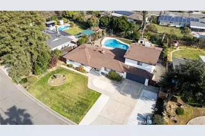 925 S Purdue Avenue, Fresno, CA 93727 - Photo 5