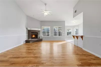 1095 W Saffron, Hanford, CA 93230 - Photo 19