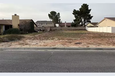 13089 Bermuda Dunes Road, Victorville, CA 92395 - Photo 1