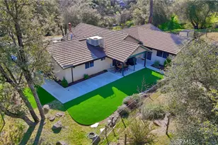 40118 Old Stonegate Ct, Oakhurst, CA 93644 - Photo 3