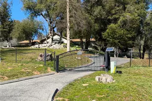 40118 Old Stonegate Ct, Oakhurst, CA 93644 - Photo 1