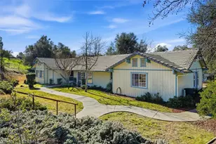 42406 Windy Gap, Ahwahnee, CA 93601 - Photo 3