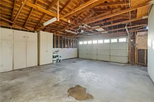 2342 S Sowell St, Visalia, CA 93277 - Photo 37