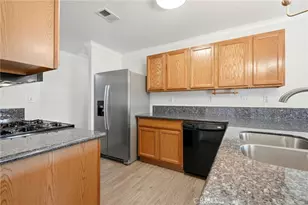 2058 N Chateau, Hanford, CA 93230 - Photo 23