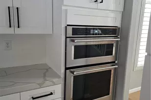 13040 Deep Water St, Victorville, CA 92392 - Photo 9