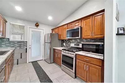 3336 N Lafayette, Fresno, CA 93705 - Photo 11
