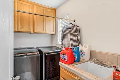 4729 W Cornell, Fresno, CA 93722 - Photo 37