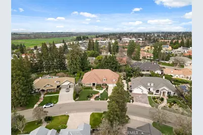 382 E Walnut Hill Avenue, Fresno, CA 93720 - Photo 57