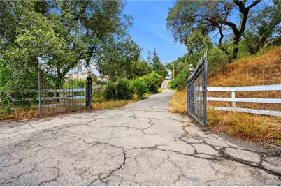 38758 Aster, Squaw Valley, CA 93675 - Photo 75