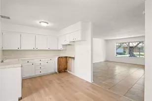 3725 N Fruit Ave, Fresno, CA 93705 - Photo 11