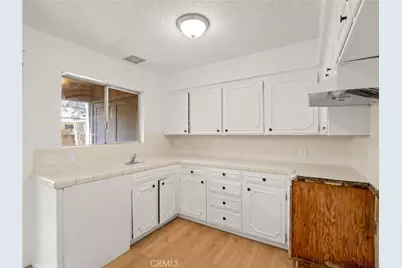 3725 N Fruit Avenue #B, Fresno, CA 93705 - Photo 13