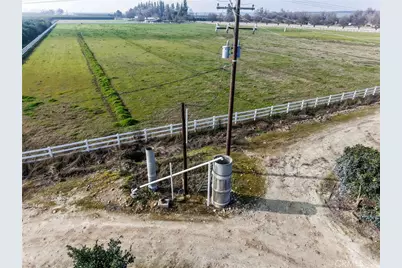 17281 E Belmont, Sanger, CA 93657 - Photo 33