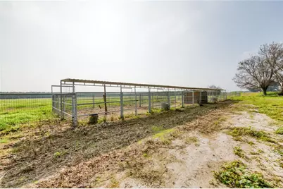 17281 E Belmont, Sanger, CA 93657 - Photo 17