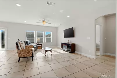 3725 W Clinton, Visalia, CA 93291 - Photo 27