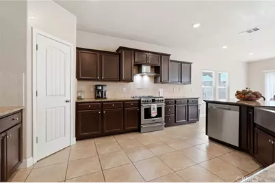 3725 W Clinton, Visalia, CA 93291 - Photo 21