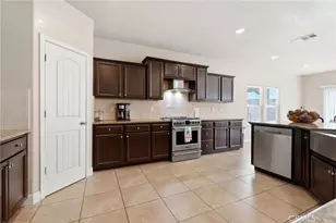 3725 W Clinton, Visalia, CA 93291 - Photo 21