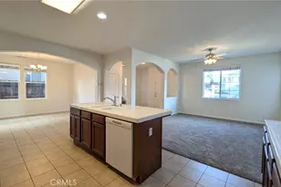 4361 W Artemisa, Fresno, CA 93722 - Photo 9