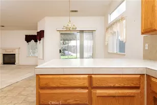 4514 W Oswego, Fresno, CA 93722 - Photo 11