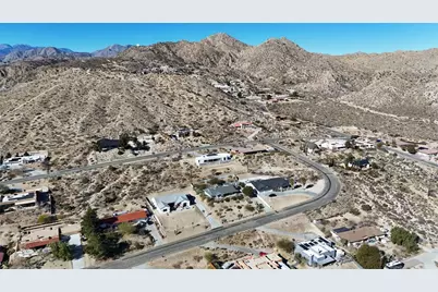 7629 Ventura, Yucca Valley, CA 92284 - Photo 17