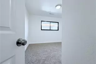 1810 Lucerne, Dos Palos, CA 93620 - Photo 15