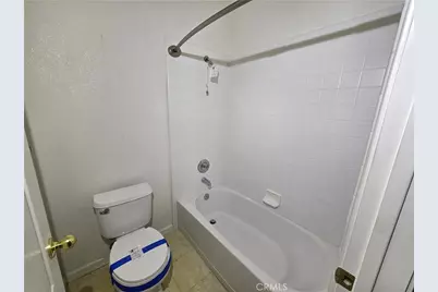 10168 N Price, Fresno, CA 93730 - Photo 19