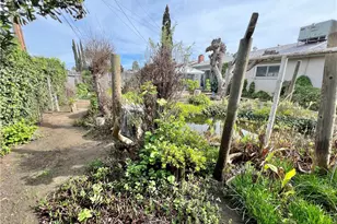 3823 E Holland, Fresno, CA 93726 - Photo 23