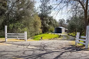 30658 Holiday, Coarsegold, CA 93614 - Photo 51