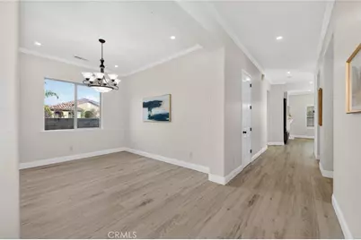 1563 E Via Mirasol, Fresno, CA 93730 - Photo 9