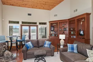 39290 Point, Bass Lake, CA 93604 - Photo 11