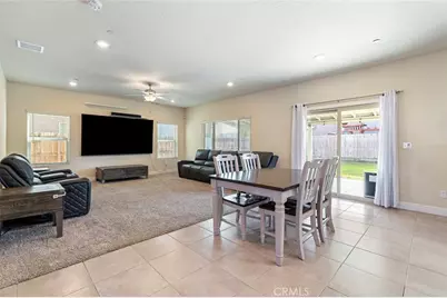 6883 E Robinson, Fresno, CA 93727 - Photo 7