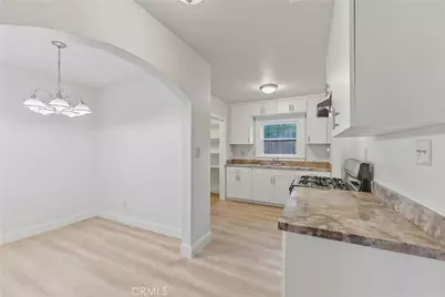 129 W Atchison, Fresno, CA 93706 - Photo 9
