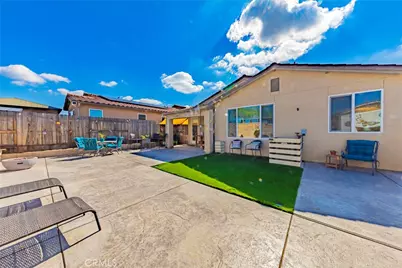 3919 Portals, Clovis, CA 93619 - Photo 9
