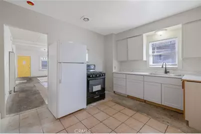 1247 N Ferger Avenue, Fresno, CA 93728 - Photo 19