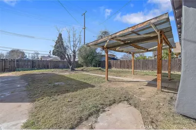 1247 N Ferger Avenue, Fresno, CA 93728 - Photo 35