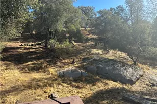 28923 Hwy 41, Coarsegold, CA 93614 - Photo 13