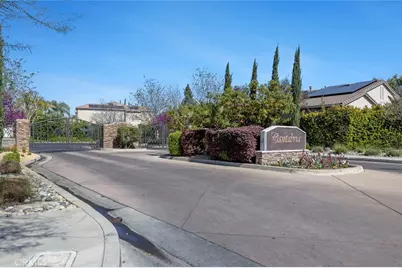 9680 N Willey Court, Fresno, CA 93720 - Photo 45