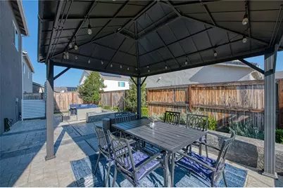 1817 N Phillip, Clovis, CA 93619 - Photo 41