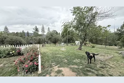 39468 Summit Drive, Oakhurst, CA 93644 - Photo 35