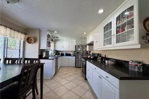 5878 Palencia, Riverside, CA 92509 - Photo 9