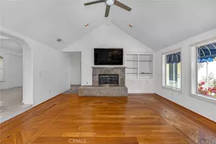 9484 N Woodmont Dr, Fresno, CA 93720 - Photo 9