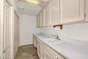 9484 N Woodmont Dr, Fresno, CA 93720 - Photo 23