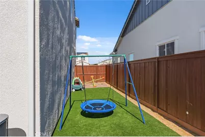 588 Overstone Avenue, Madera, CA 93636 - Photo 39