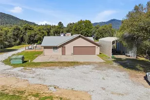44908 Hwy 49, Ahwahnee, CA 93601 - Photo 3