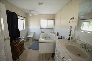 33404 Robinhood Dr, Coarsegold, CA 93614 - Photo 11