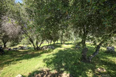 33404 Robinhood Drive, Coarsegold, CA 93614 - Photo 17